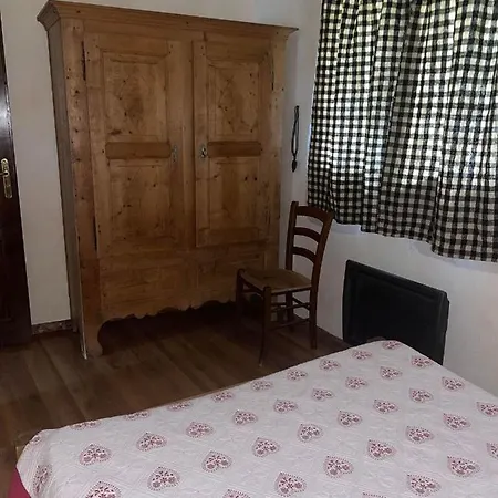 Holiday home Deux Appartements: Village Center